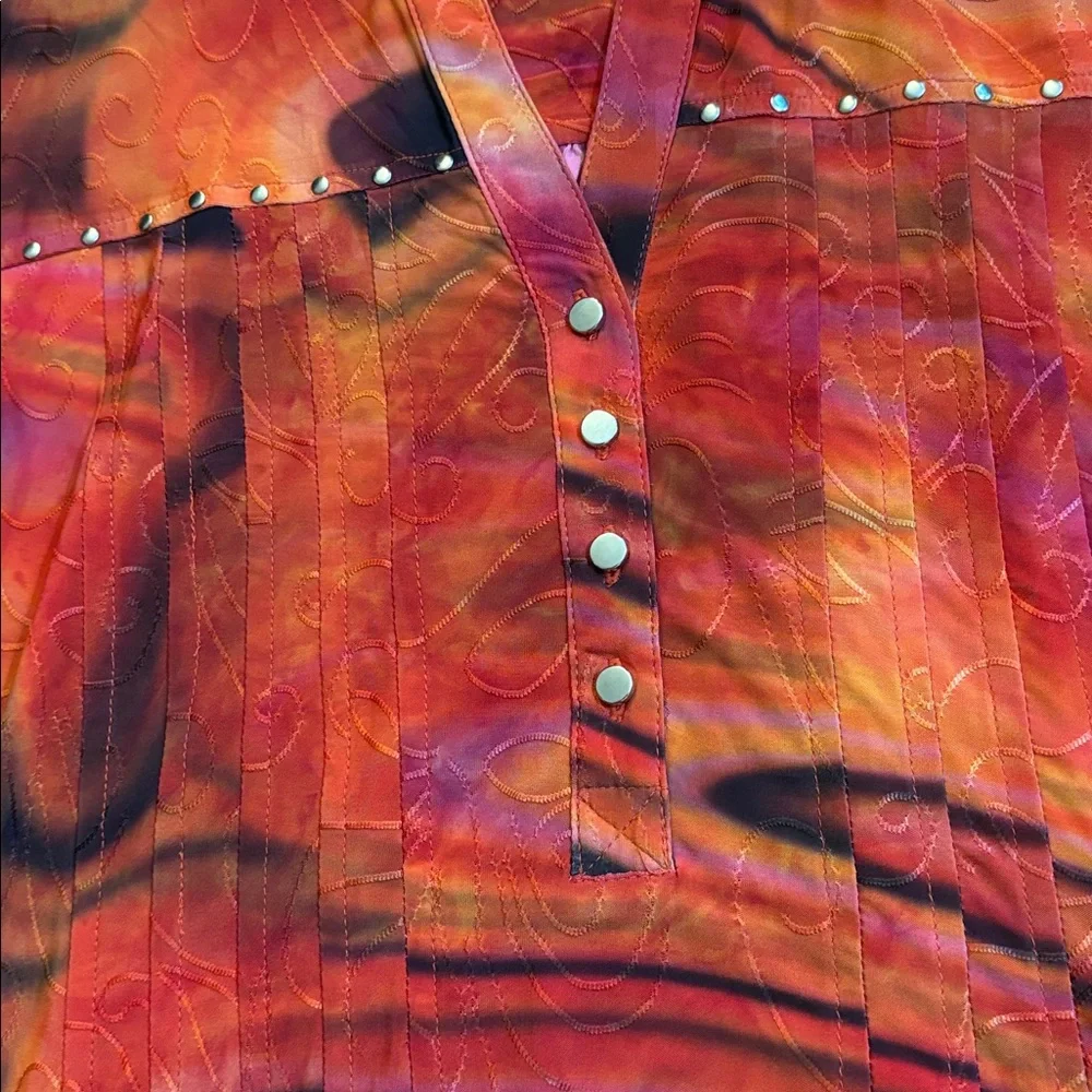 NWOT Cocomo Beautiful Multi-color Blouse Embellished w/Gold Studs & Buttons - M - Picture 13 of 17